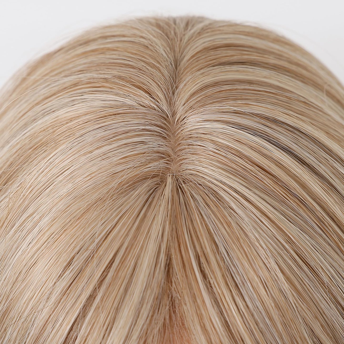 Tumhorn Blonde Wig for Women Long Wavy Wigs Middle Part Natural Looking Heat Resistant Synthetic Wig for Daily Party Use