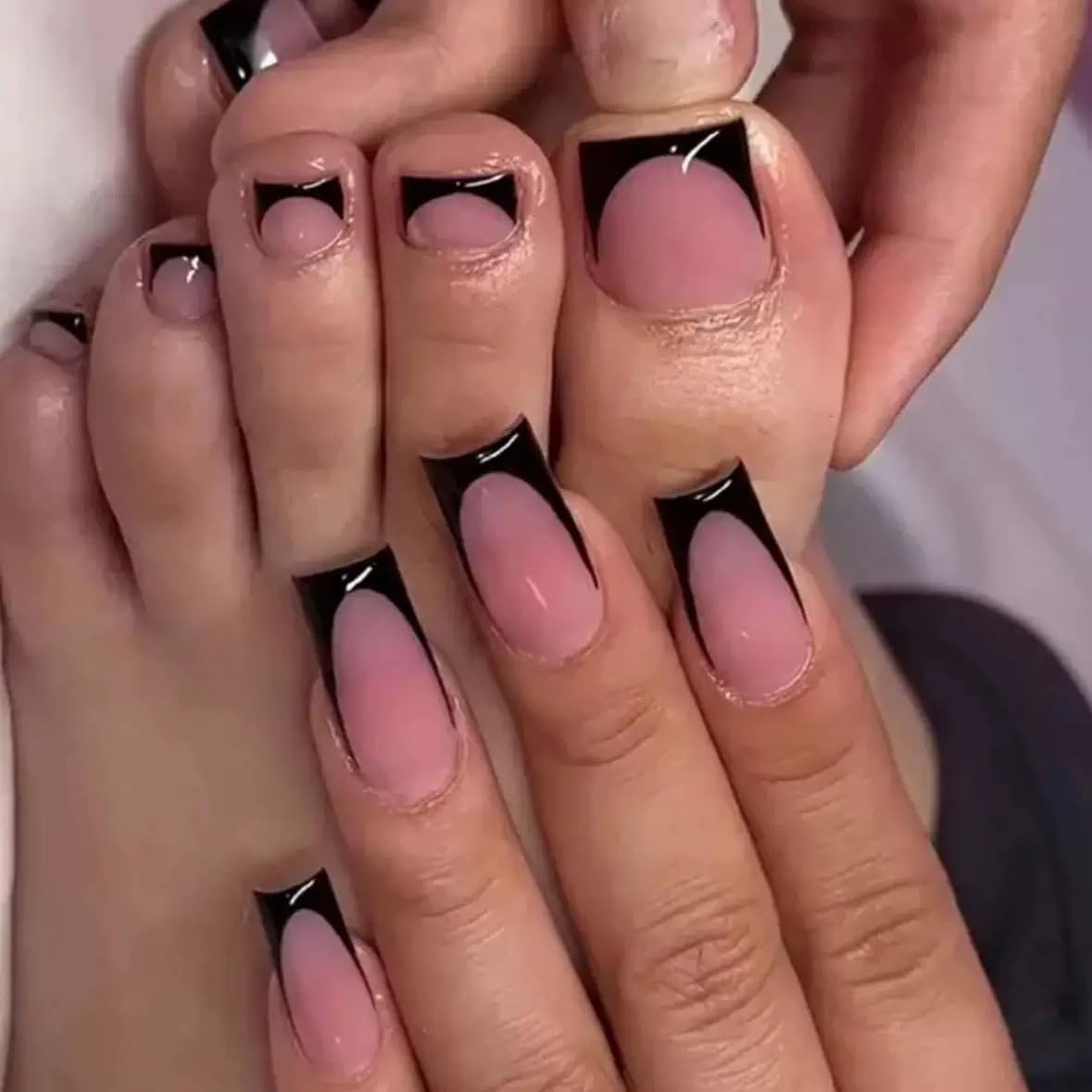 NHIXK 60Pcs Black French Tip Press on Nails & Press on Toenails Set, Square Press on Nails Medium Fake Nails Black French Press on Toenails Full Cover Stick on Press ons for Women