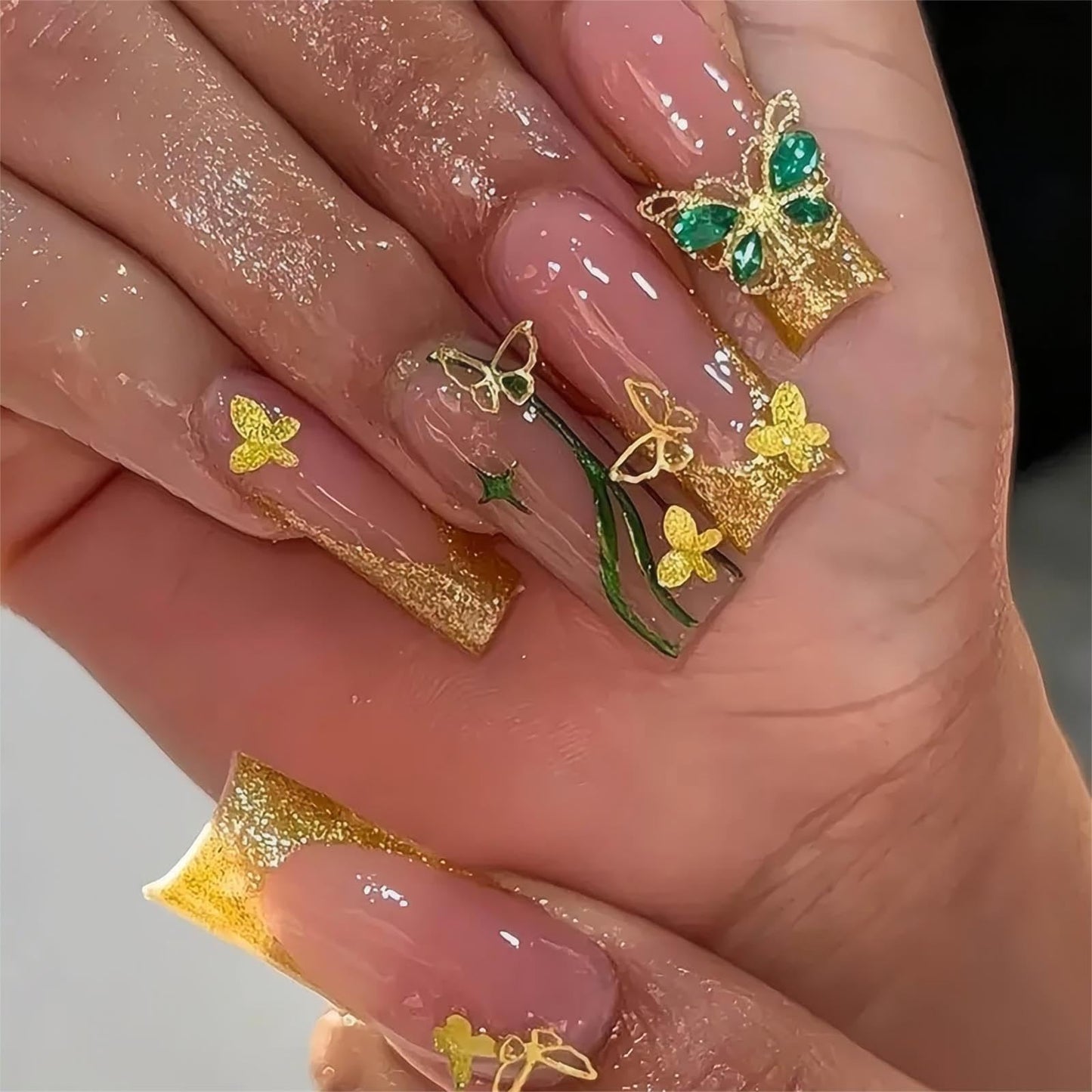 RTKHFZE Long Press on Nails Square Fake Nails Gold Glitter French Tip Acrylic False Nails with Designs Nails Tip Gold Butterfly and Rhinestones Full Cover Glue on Nails for Women Nail Decorations